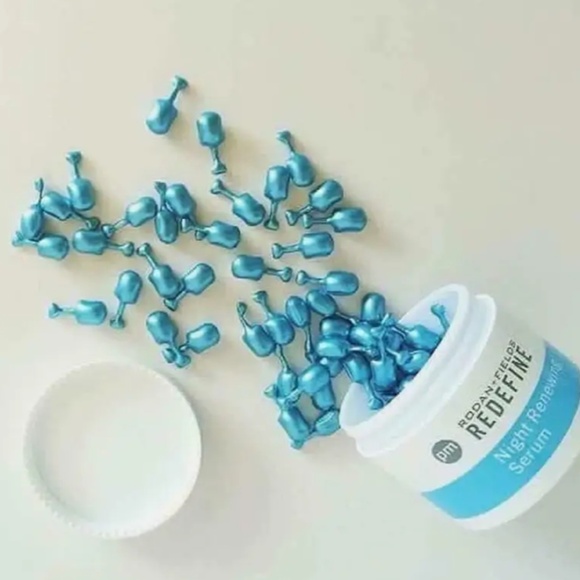 Rodan and Fields Night Renewing Serum - Picture 1 of 4